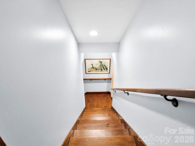 952 & 970 Morgan Hill Road, Black Mountain, NC 28711