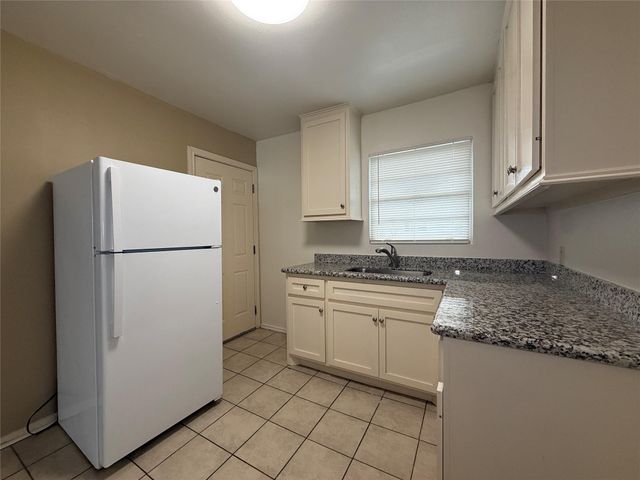 1318 Heights Boulevard 4, Houston, TX 77008