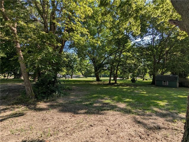 1111 Miami Street, Hiawatha, KS 66434