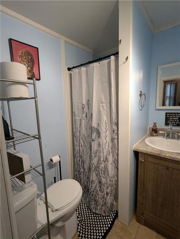 1111 Miami Street, Hiawatha, KS 66434