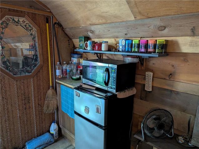 1111 Miami Street, Hiawatha, KS 66434