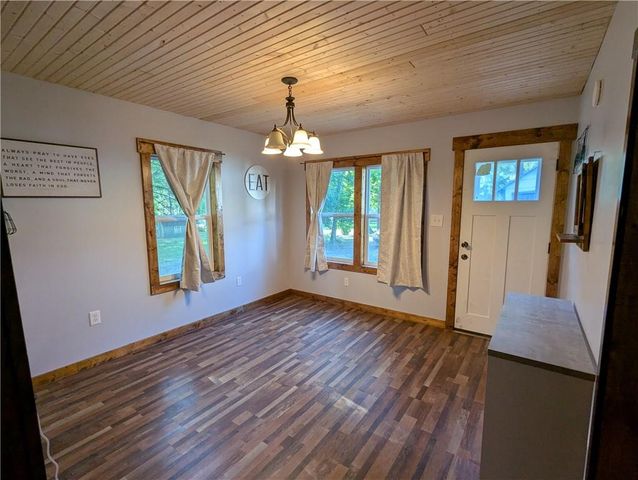 1111 Miami Street, Hiawatha, KS 66434