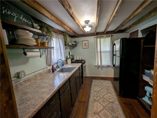 1111 Miami Street, Hiawatha, KS 66434