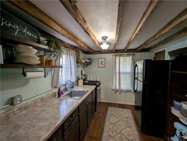 1111 Miami Street, Hiawatha, KS 66434