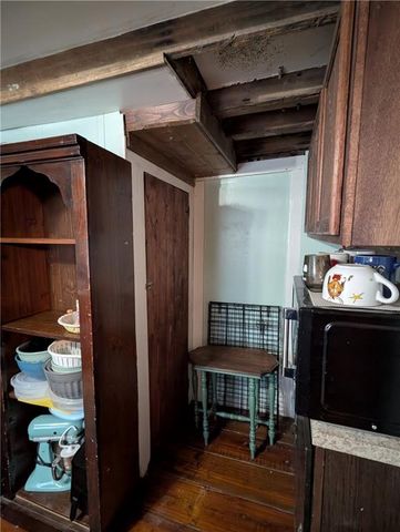 1111 Miami Street, Hiawatha, KS 66434