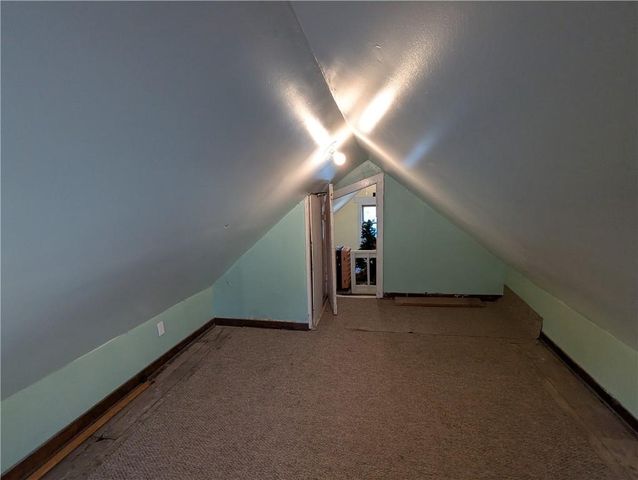 1111 Miami Street, Hiawatha, KS 66434