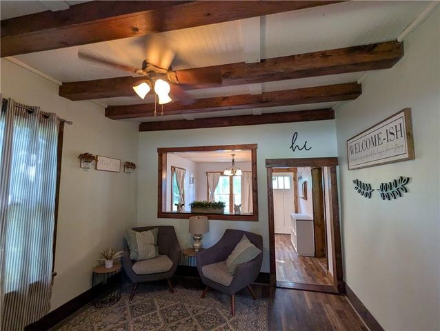 1111 Miami Street, Hiawatha, KS 66434