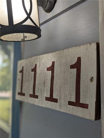 1111 Miami Street, Hiawatha, KS 66434