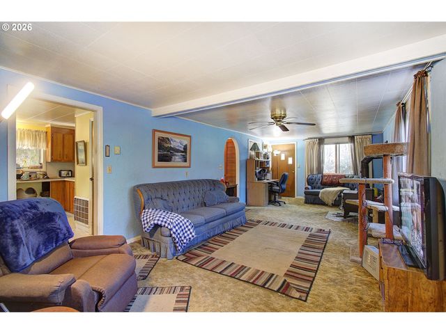 3807 Ne 65TH St, Vancouver, WA 98661