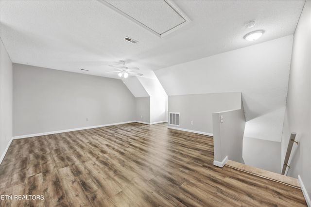 1055 Blinken St, Knoxville, TN 37932