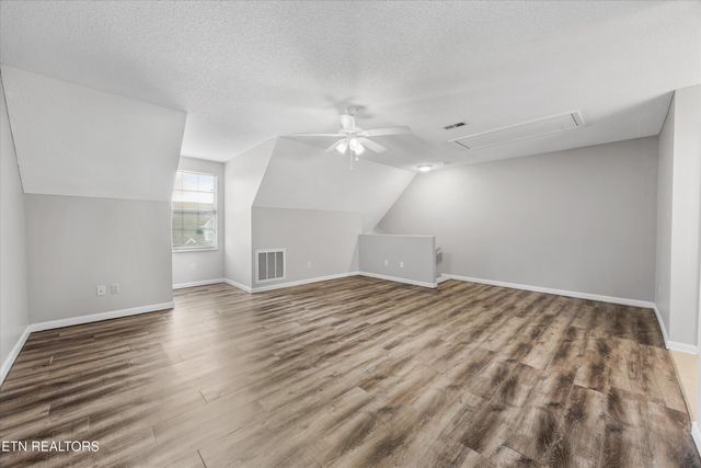 1055 Blinken St, Knoxville, TN 37932