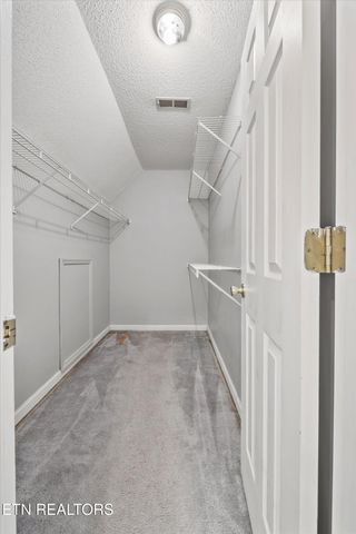 1055 Blinken St, Knoxville, TN 37932