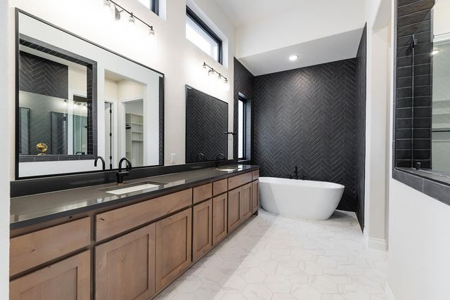 124 Silverwood TRL, Georgetown, TX 78628