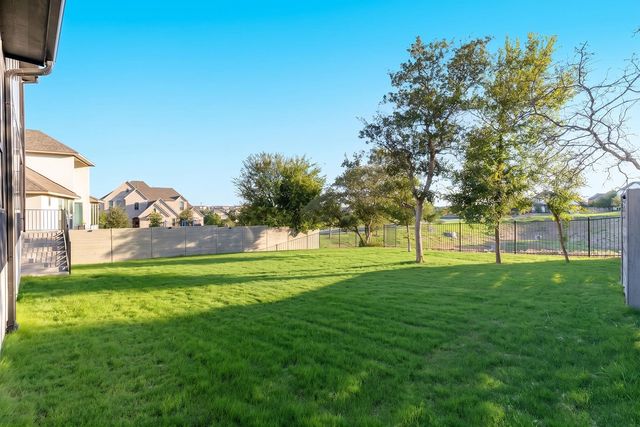 124 Silverwood TRL, Georgetown, TX 78628