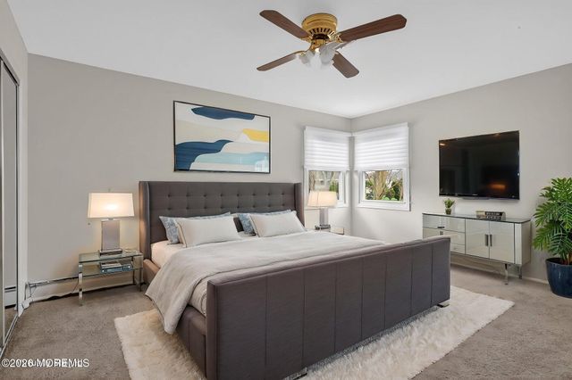 24 Chateux Lane, Toms River, NJ 08757