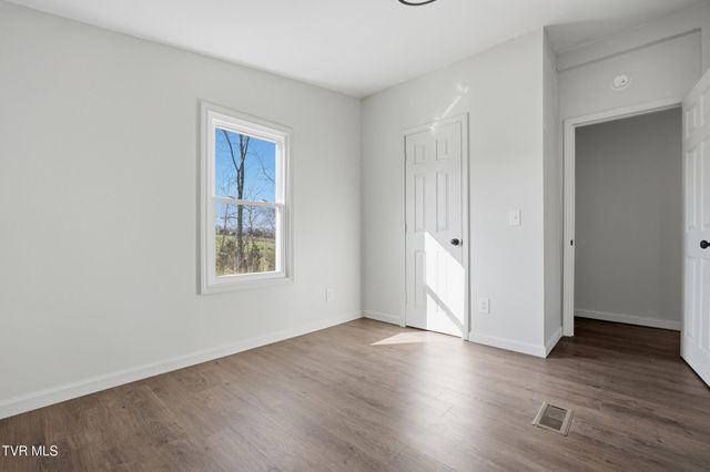 136 Clyde Miller Drive, Telford, TN 37690
