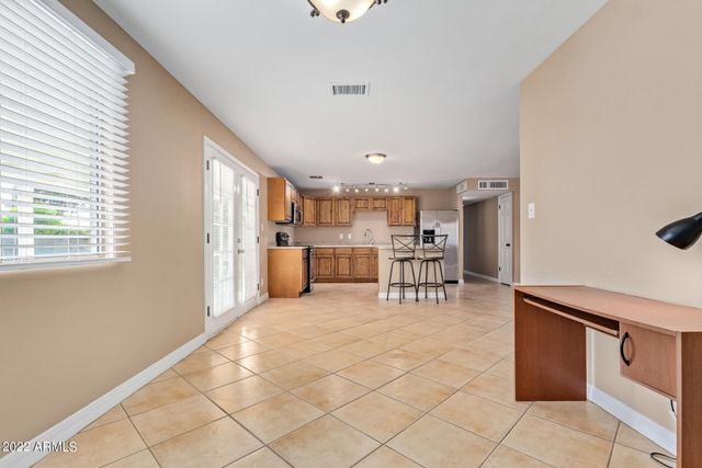 3473 E CROCUS Drive, Phoenix, AZ 85032