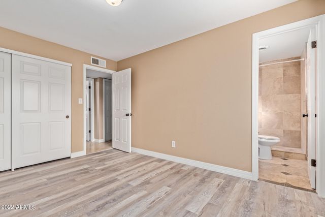 3473 E CROCUS Drive, Phoenix, AZ 85032