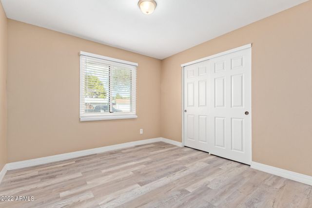 3473 E CROCUS Drive, Phoenix, AZ 85032