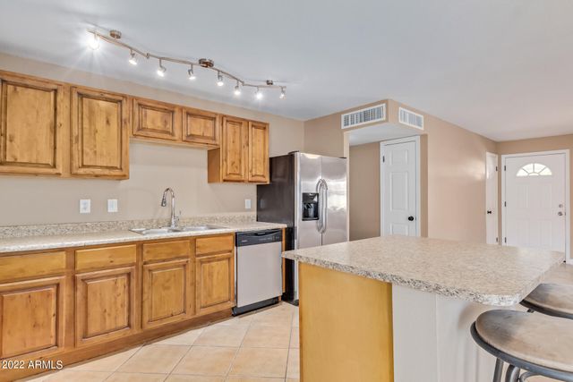 3473 E CROCUS Drive, Phoenix, AZ 85032