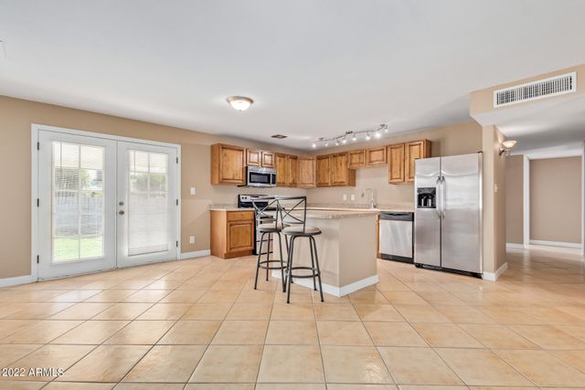 3473 E CROCUS Drive, Phoenix, AZ 85032