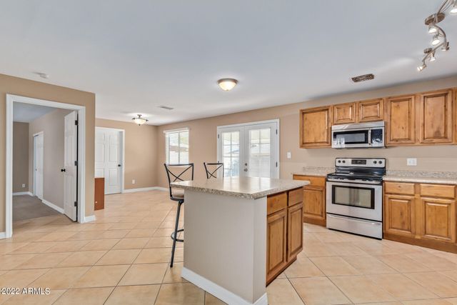 3473 E CROCUS Drive, Phoenix, AZ 85032