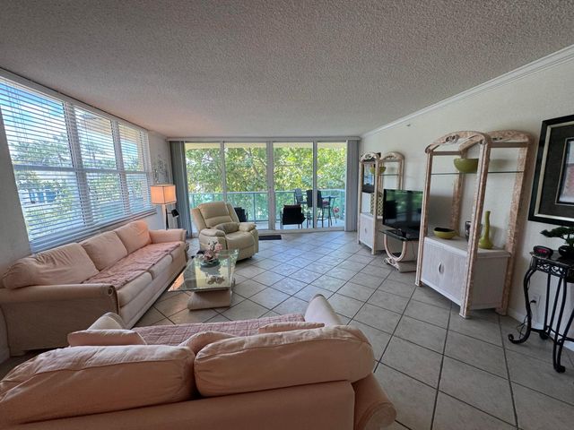 2501 S Ocean Drive 326, Hollywood, FL 33019