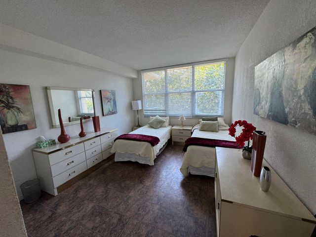 2501 S Ocean Drive 326, Hollywood, FL 33019