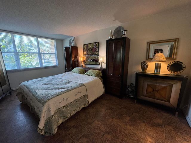 2501 S Ocean Drive 326, Hollywood, FL 33019