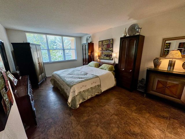 2501 S Ocean Drive 326, Hollywood, FL 33019