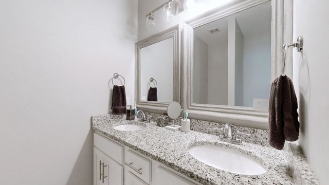 145 Cooper Place Dr, Manchester, TN 37355