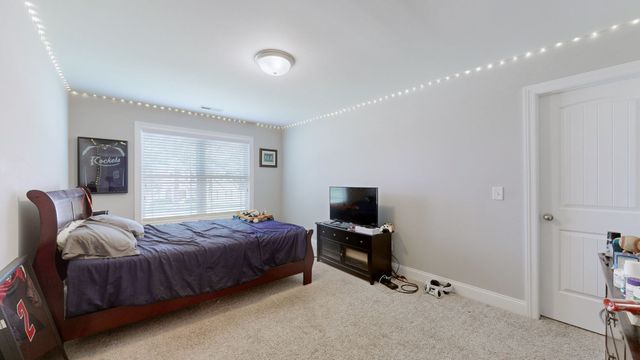 145 Cooper Place Dr, Manchester, TN 37355