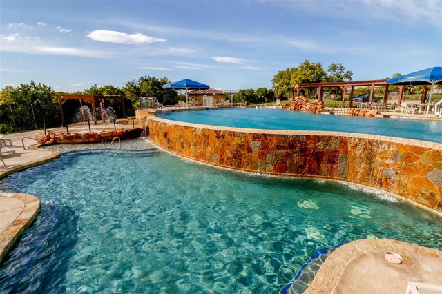 7608 Tessera Pkwy, Lago Vista, TX 78645