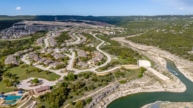 7608 Tessera Pkwy, Lago Vista, TX 78645