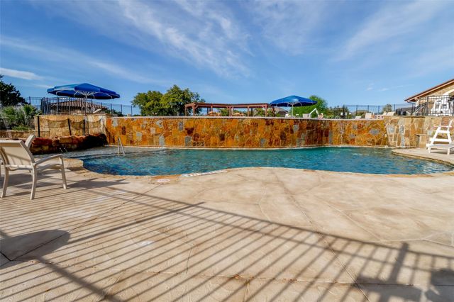 7608 Tessera Pkwy, Lago Vista, TX 78645