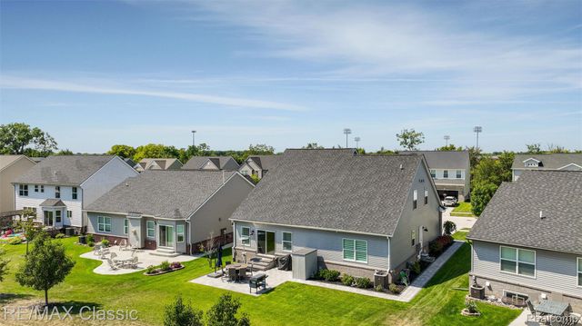860 N Mill Street, South Lyon, MI 48178