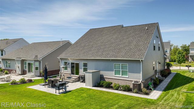 860 N Mill Street, South Lyon, MI 48178