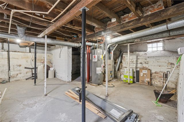 403 3RD Street, Traer, IA 50675