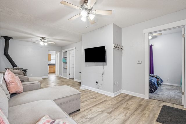 403 3RD Street, Traer, IA 50675