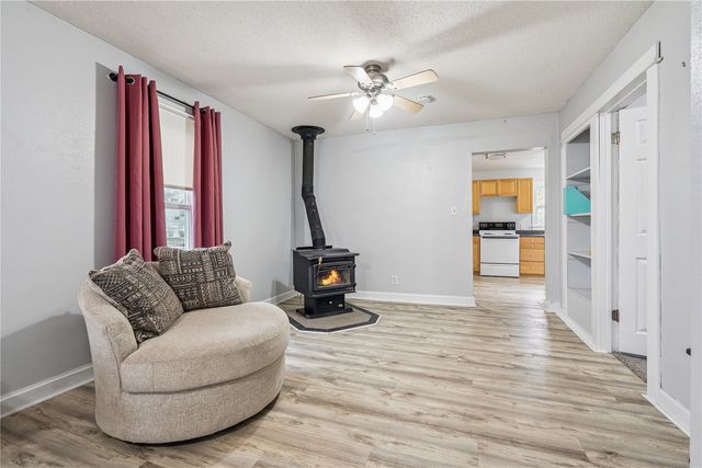 403 3RD Street, Traer, IA 50675