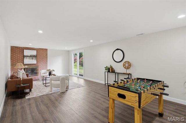 2431 Trossock Lane, Kirkwood, MO 63122