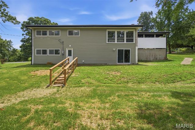 2431 Trossock Lane, Kirkwood, MO 63122