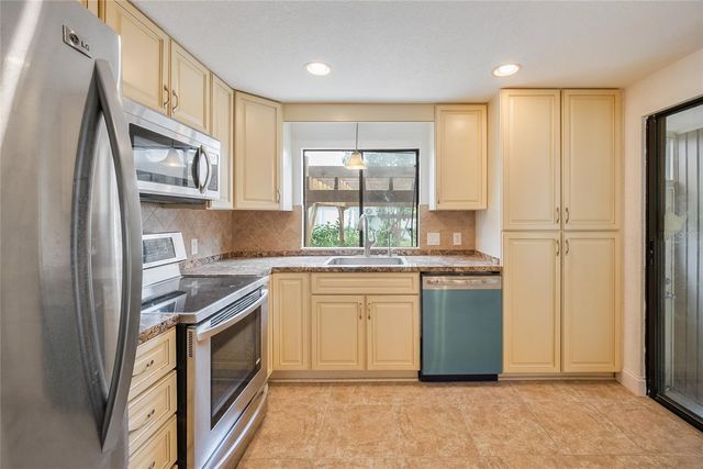 4434 TUCKER SQUARE, New Port Richey, FL 34652