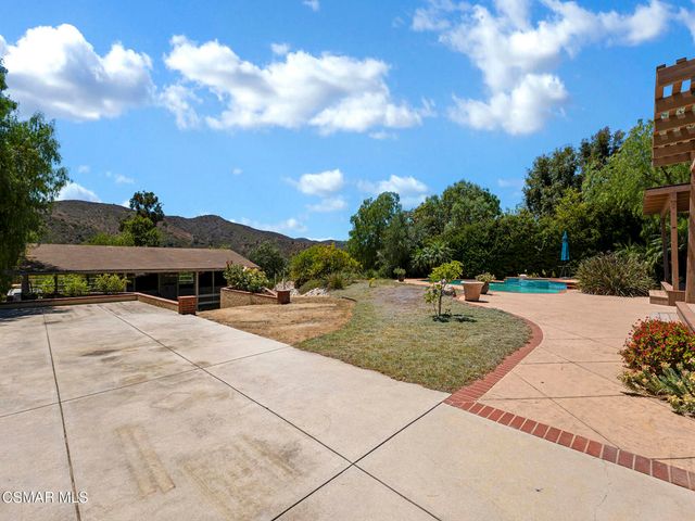1506 Rambling Road, Simi Valley, CA 93065