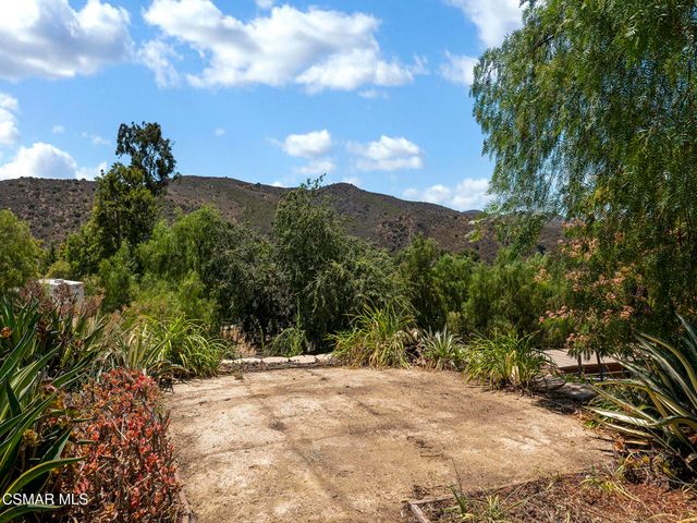 1506 Rambling Road, Simi Valley, CA 93065