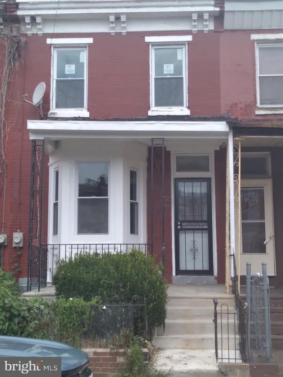 3957 WALLACE ST, Philadelphia, PA 19104