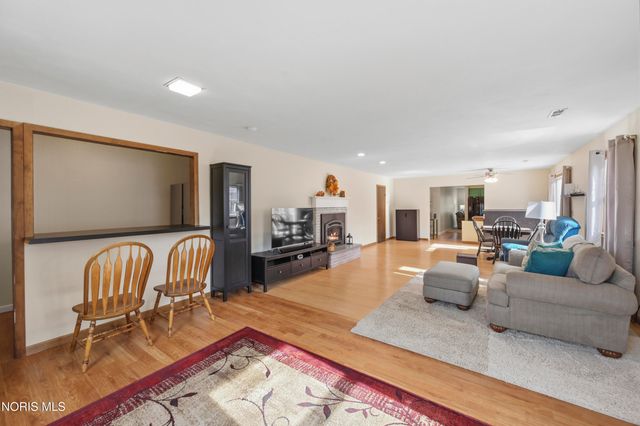 1764 N Parkway Dr. N Drive, Maumee, OH 43537