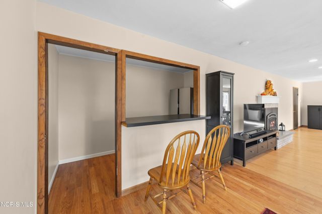 1764 N Parkway Dr. N Drive, Maumee, OH 43537