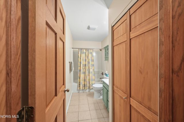 1764 N Parkway Dr. N Drive, Maumee, OH 43537