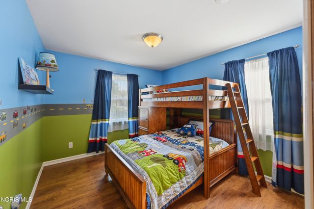 1764 N Parkway Dr. N Drive, Maumee, OH 43537